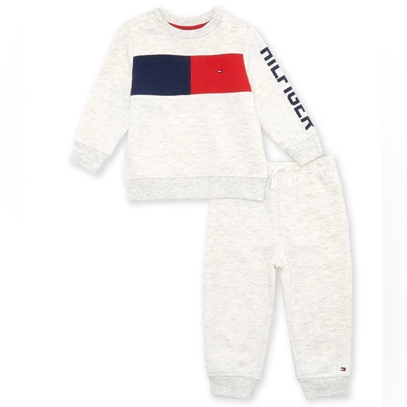 Tommy Hilfiger Baby Boy 2 Piece Set - Picture 2 of 4